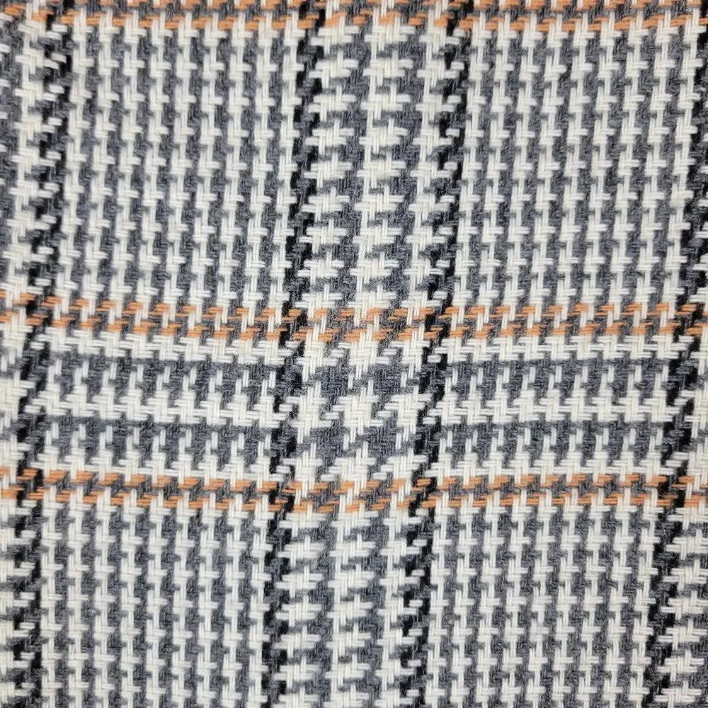 Classic Plaid Women's Blazer - Picture 6 of 7